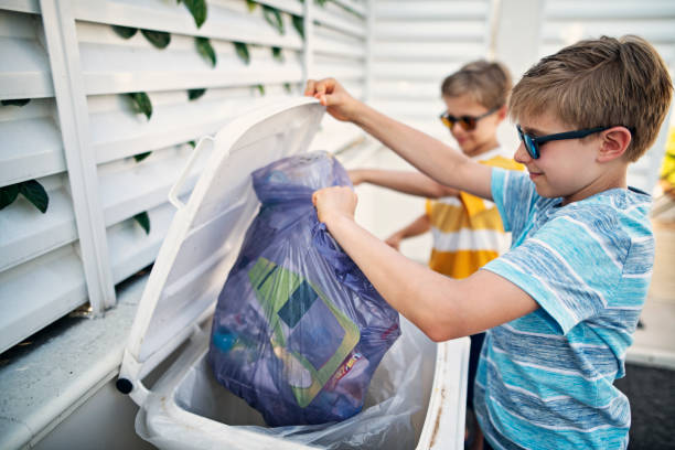 Best Construction Debris Removal  in Mahomet, IL